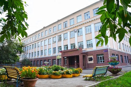 здание школы